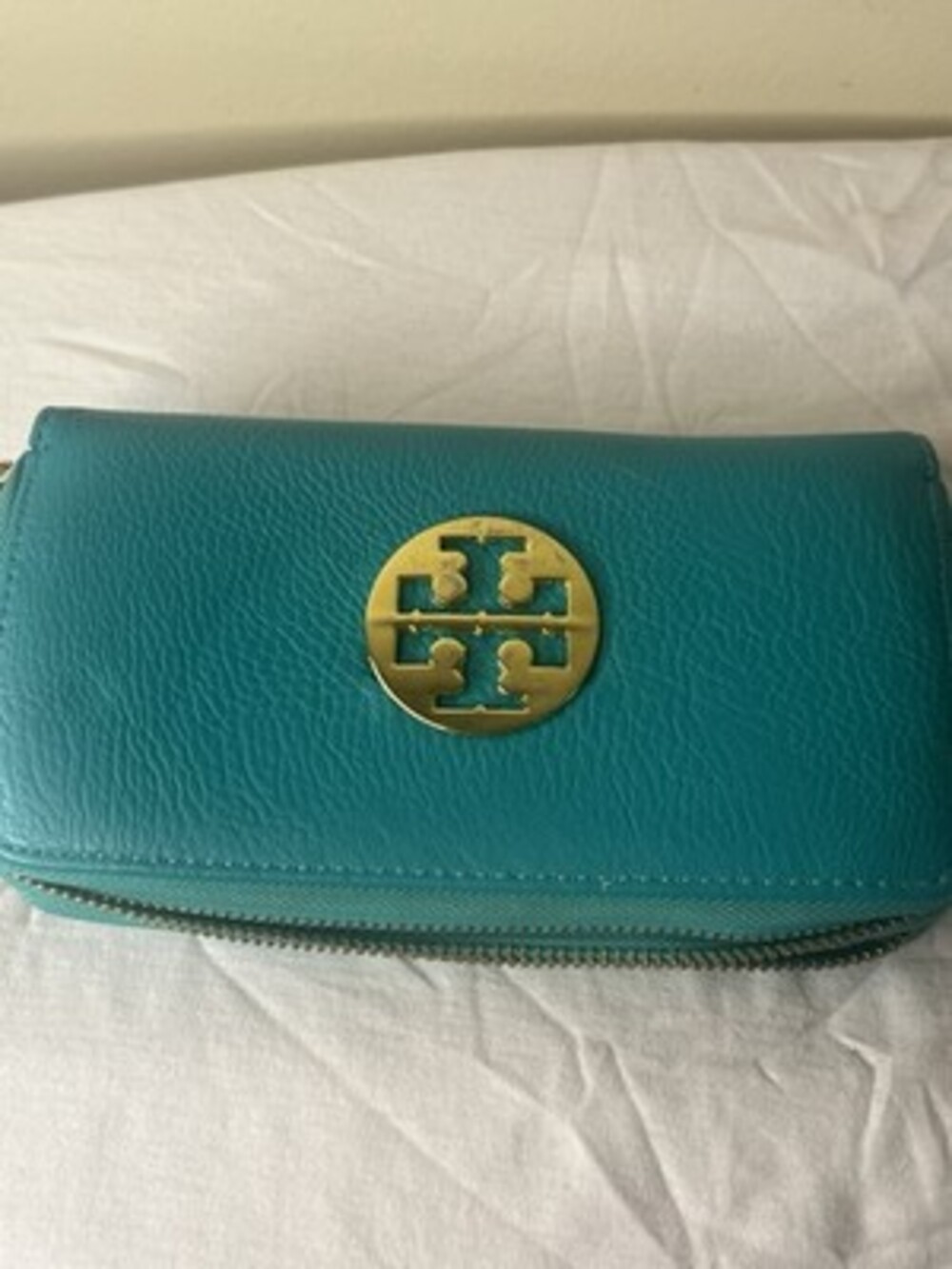 Tory Burch Women's Blue Leather Classic Credit Card Zip-Around Wallet